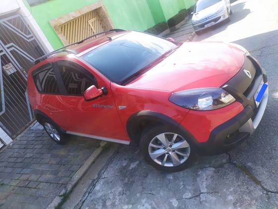 RENAULT SANDERO 1.6 STEPWAY 16V FLEX 4P AUTOMÁTICO RENAULT SANDERO 1.6 STEPWAY 16V FLEX 4P AUTOMÁTICO